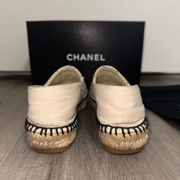Chanel Canvas Diamond Quilted CC espadrilles - Picture 9 of 14